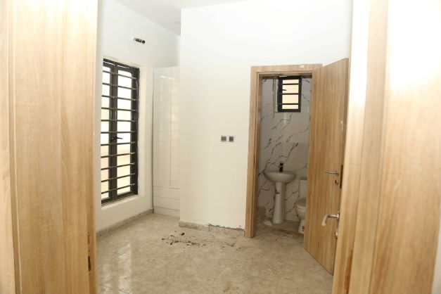 2bedroom terrace duplex.