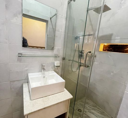 Luxury 5 Bedroom Detached Duplex with BQ