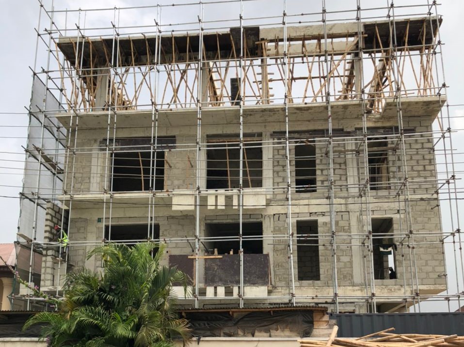 4 bedroom townhouse with BQ