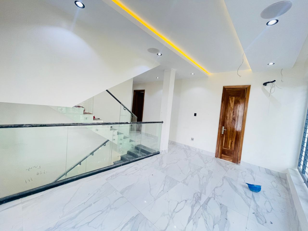 4 BEDROOM SEMI DETACHED