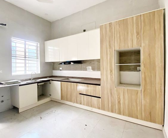 Spacious 4 Bedroom Semi Detached Duplex with BQ