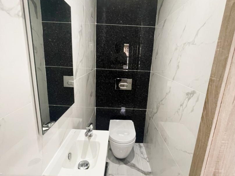 Luxury 4 Bedroom Terrace Duplex with 2 Rooms BQ