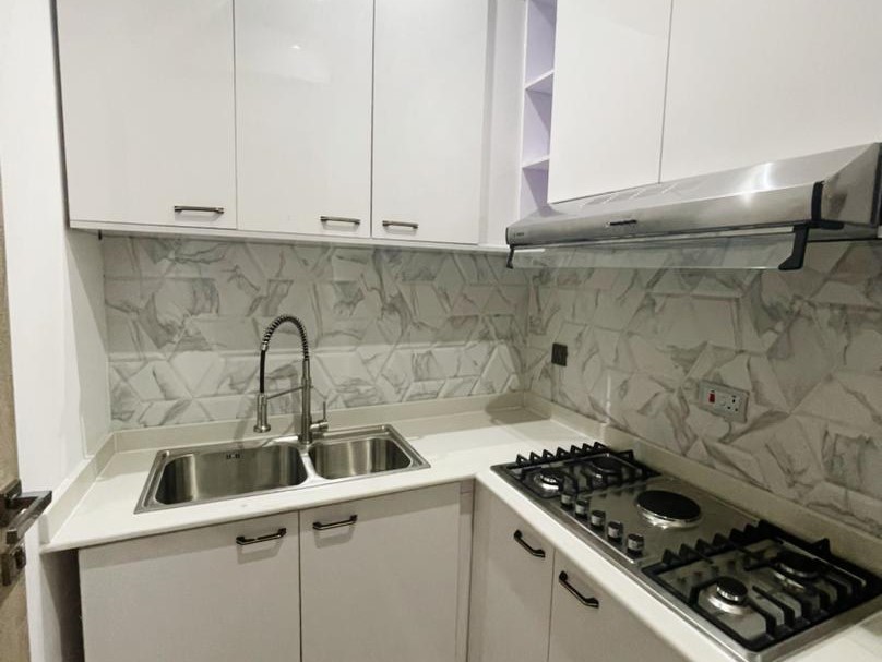 Luxury 4 Bedroom Terrace Duplex with 2 Rooms BQ