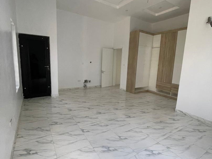 Super Luxury 5bedroom Duplex in an Exclusive Estate