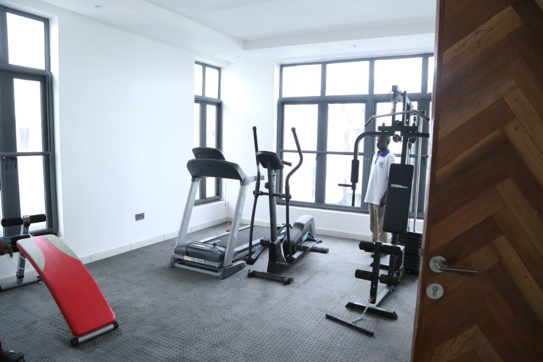 Luxury 5 bedroom fully detached duplex