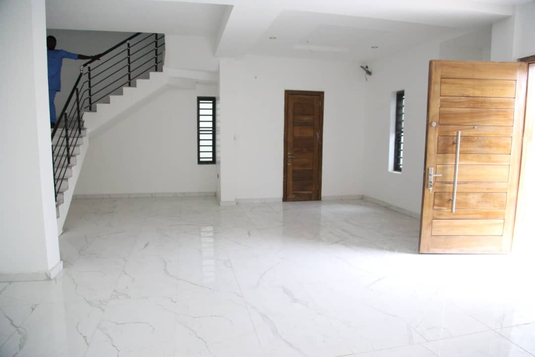 4 bedroom detached duplex + BQ