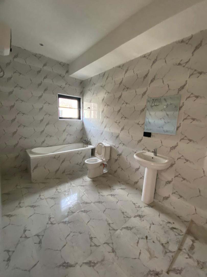 4 bedroom semi detached duplex with BQ