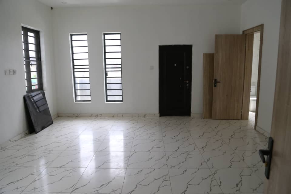 4 bedroom semi detached duplex with BQ