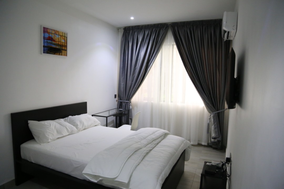 3 bedroom penthouse apartment