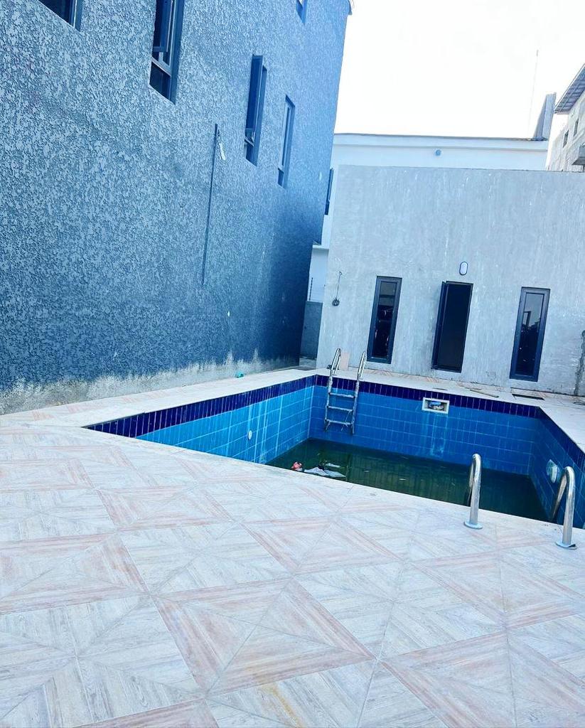 4 bedroom terrace duplex with BQ