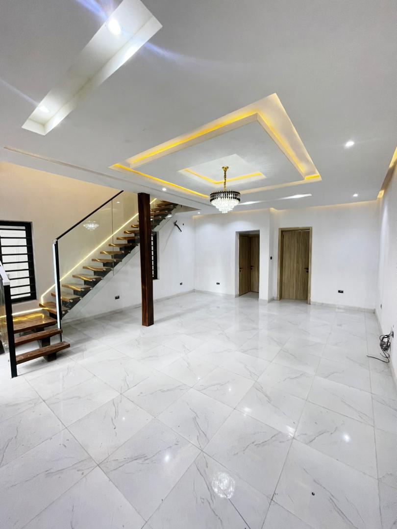 4 bedroom semi detached duplex with BQ