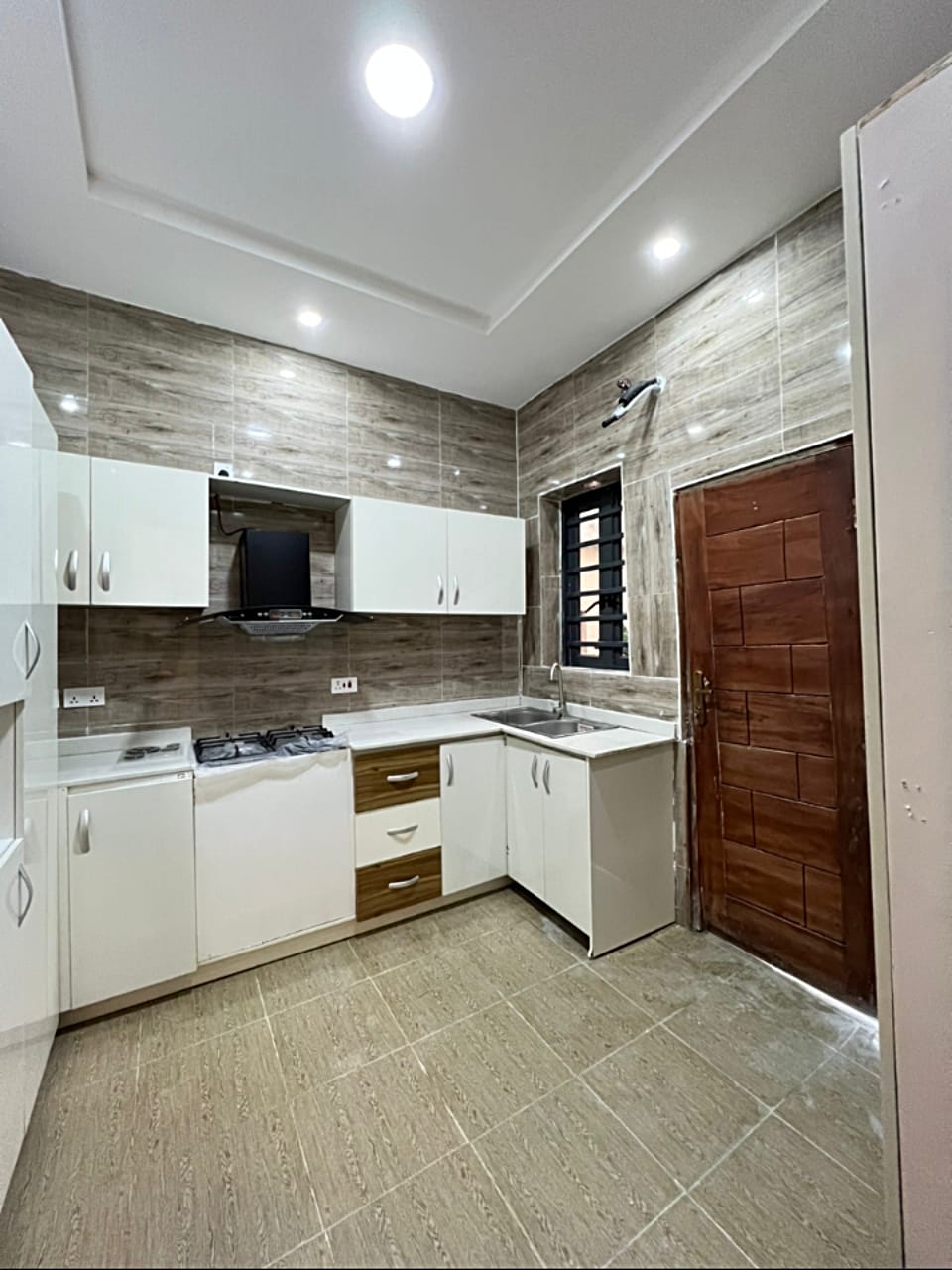 3 bedroom terrace duplex
