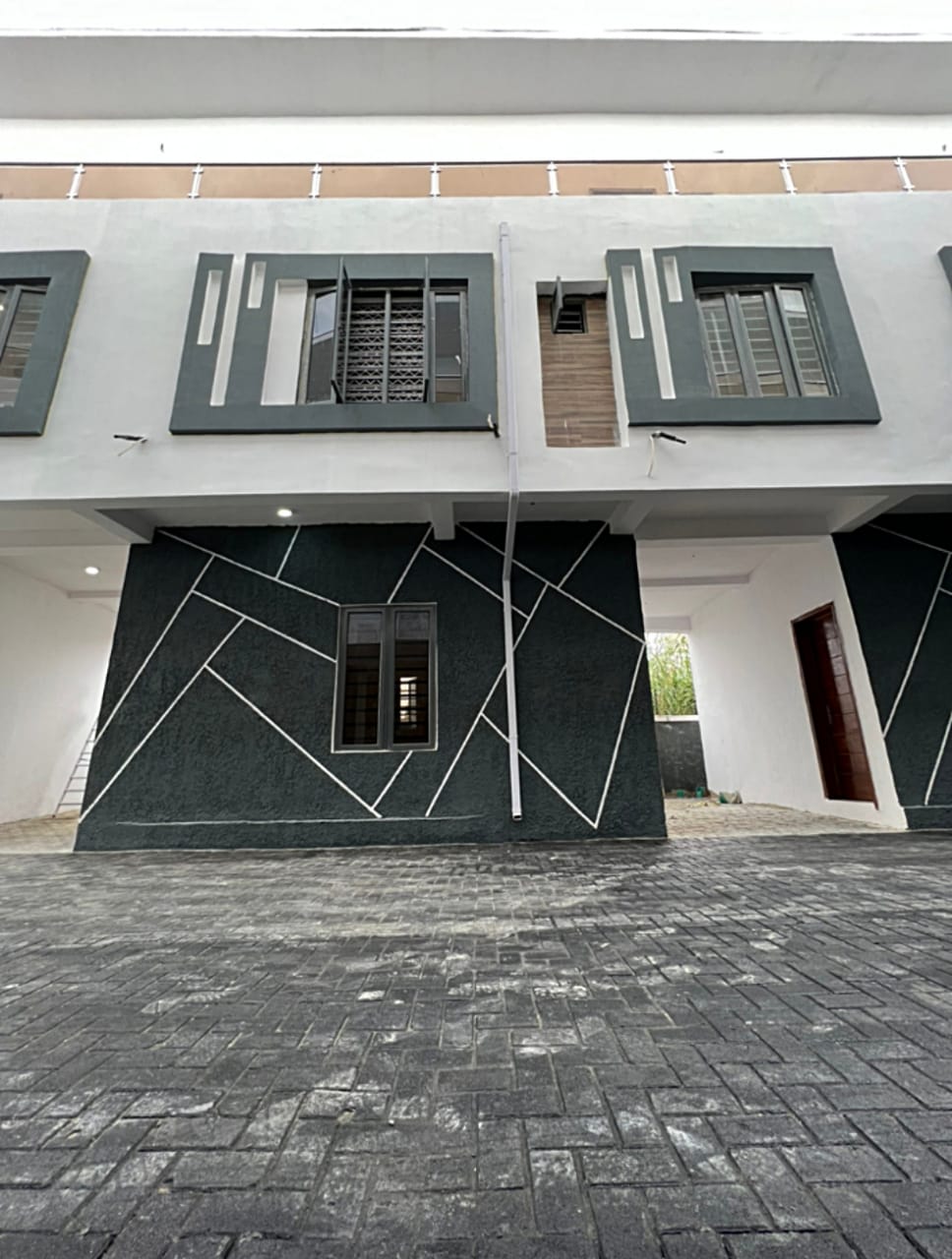 3 bedroom terrace duplex