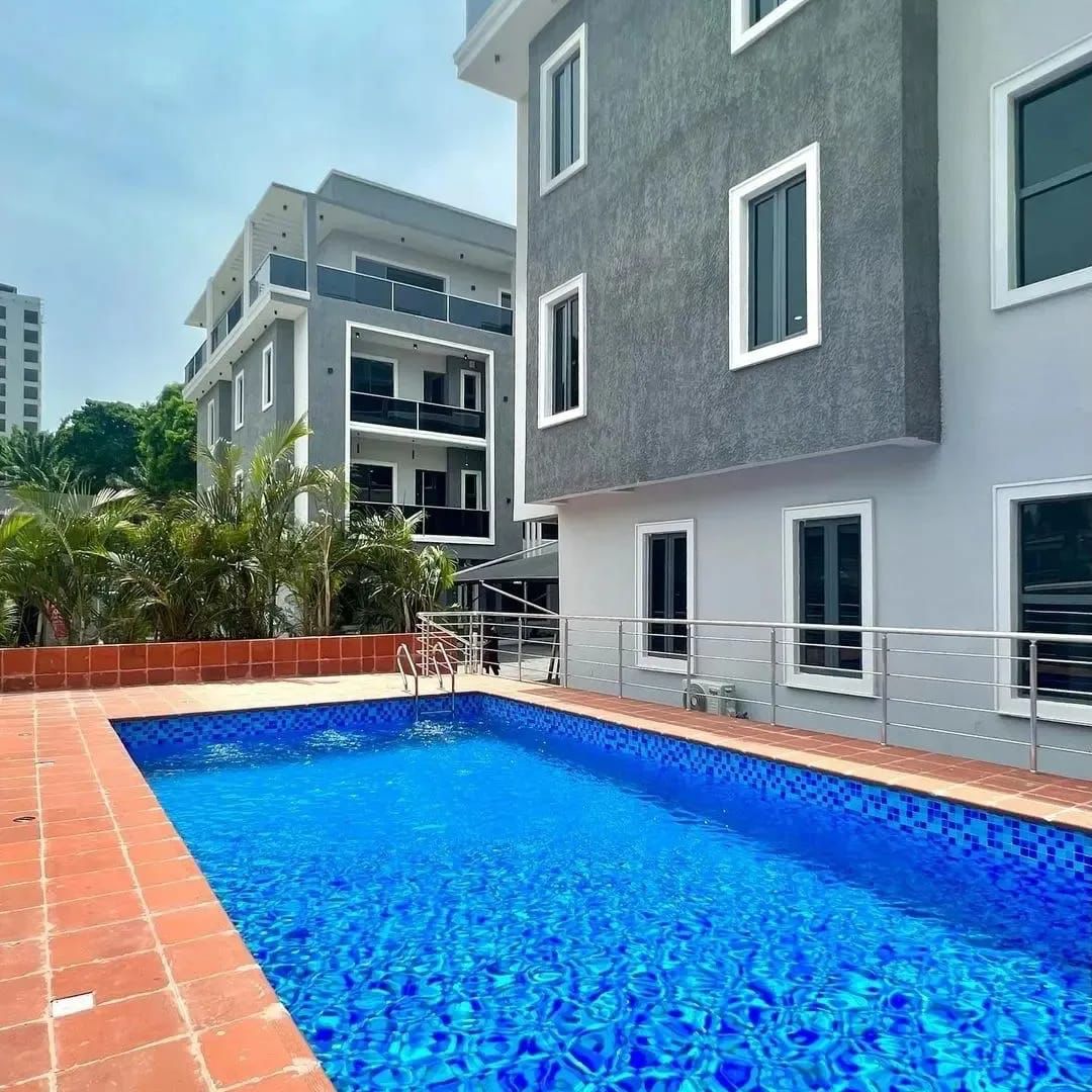 4 bedroom detached duplex + BQ