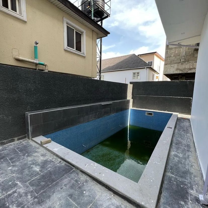 5 bedroom detached Duplex with BQ