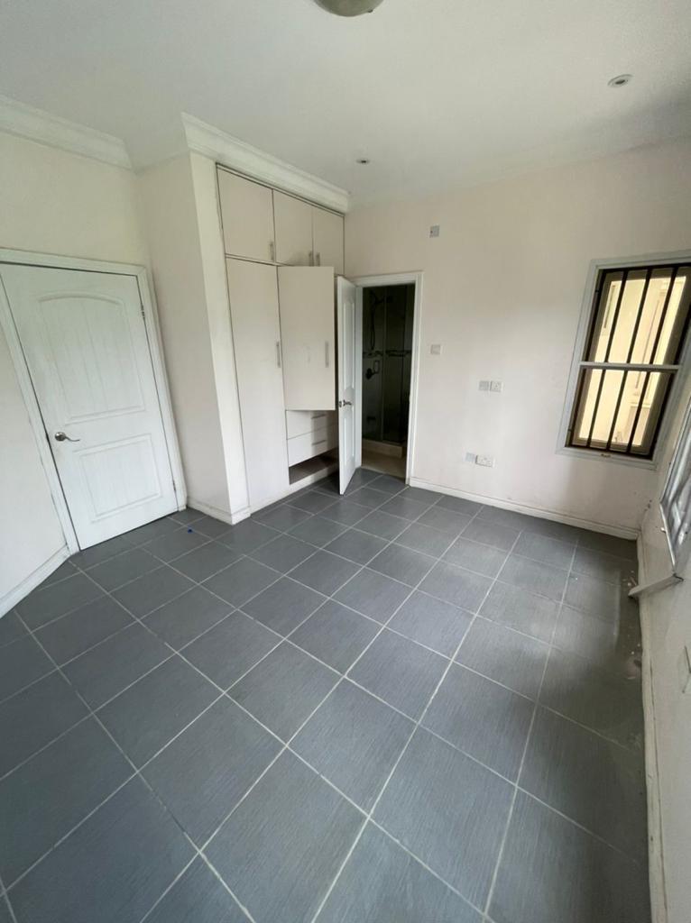 4 bedroom terrace duplex