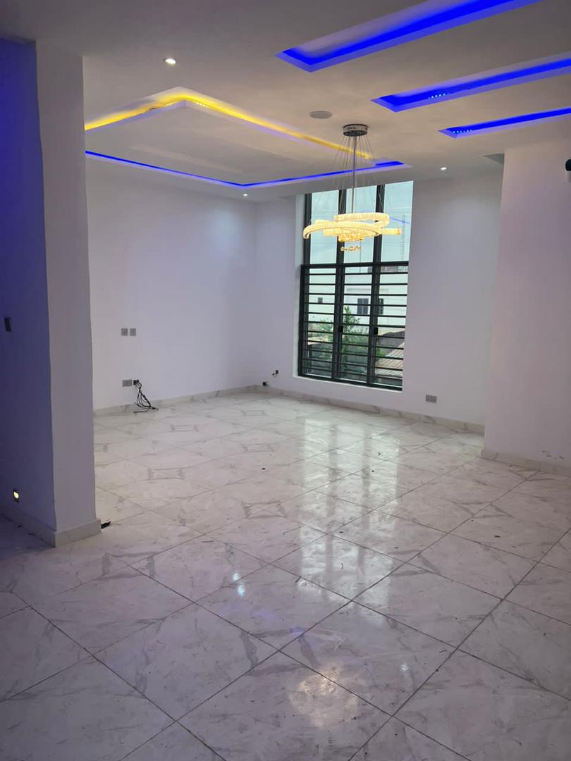 4 bedroom terrace duplex