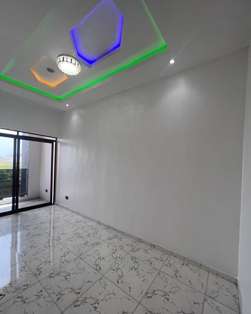 4 bedroom semi detached duplex