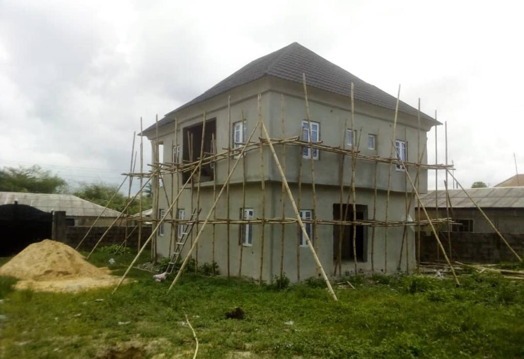 4 bedroom detached duplex
