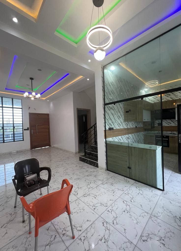 4 bedroom semi detached duplex