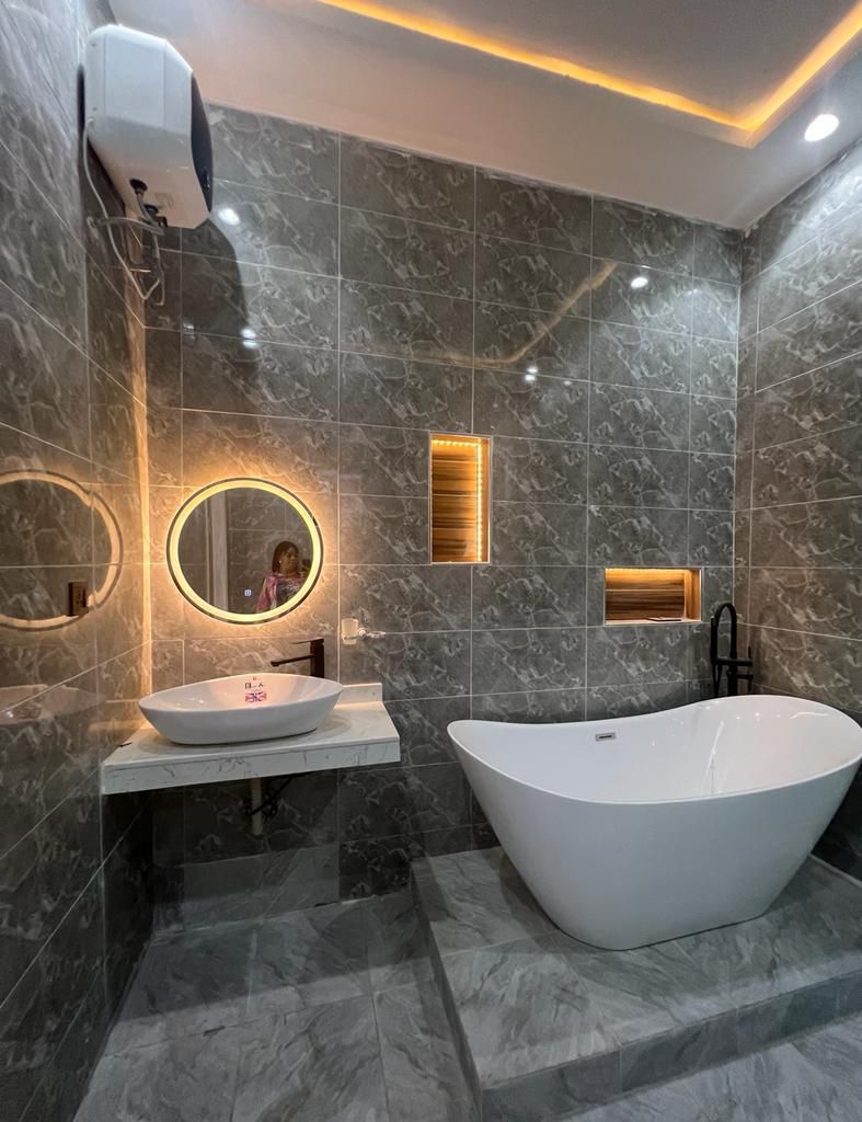 4 bedroom semi detached duplex