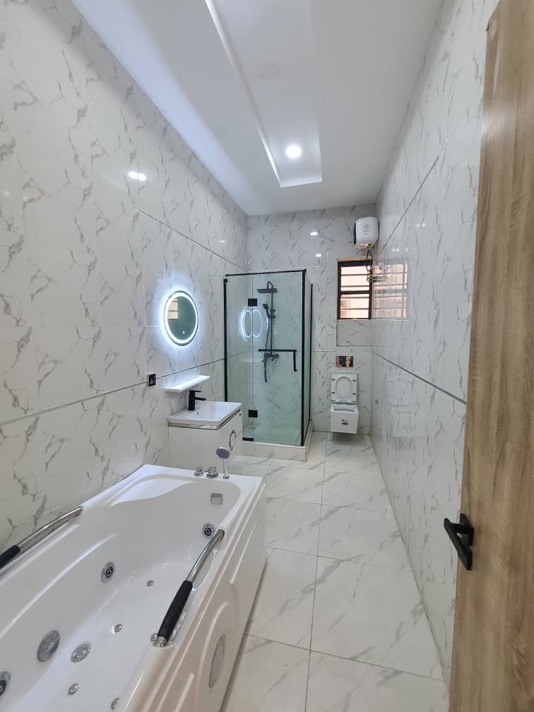 4 bedroom semi detached duplex with BQ