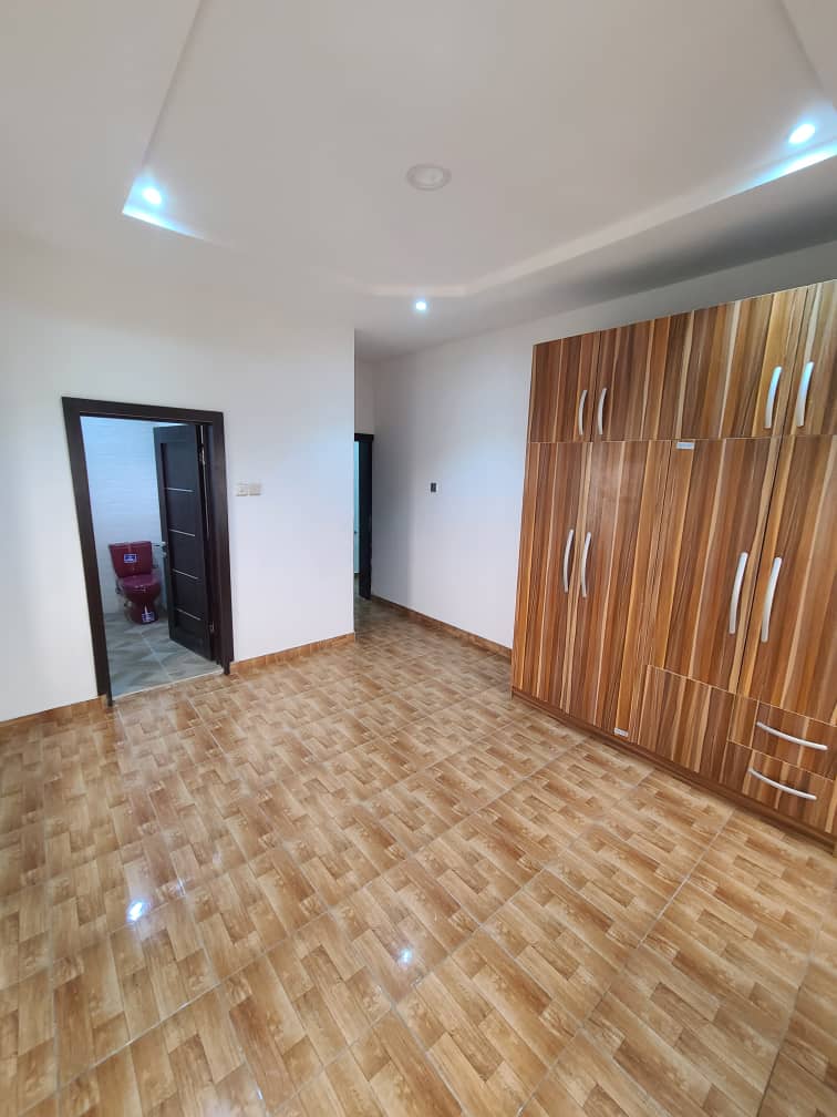 4 bedroom detached duplex with BQ