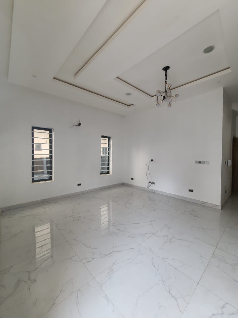 5 bedroom detached duplex