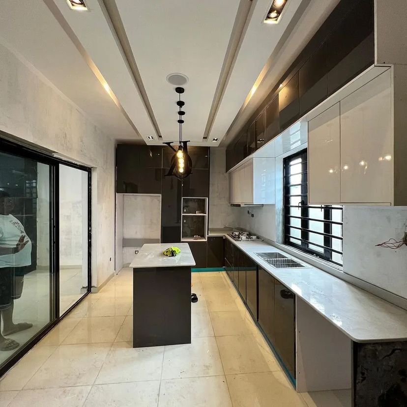 4 bedroom detached duplex with BQ