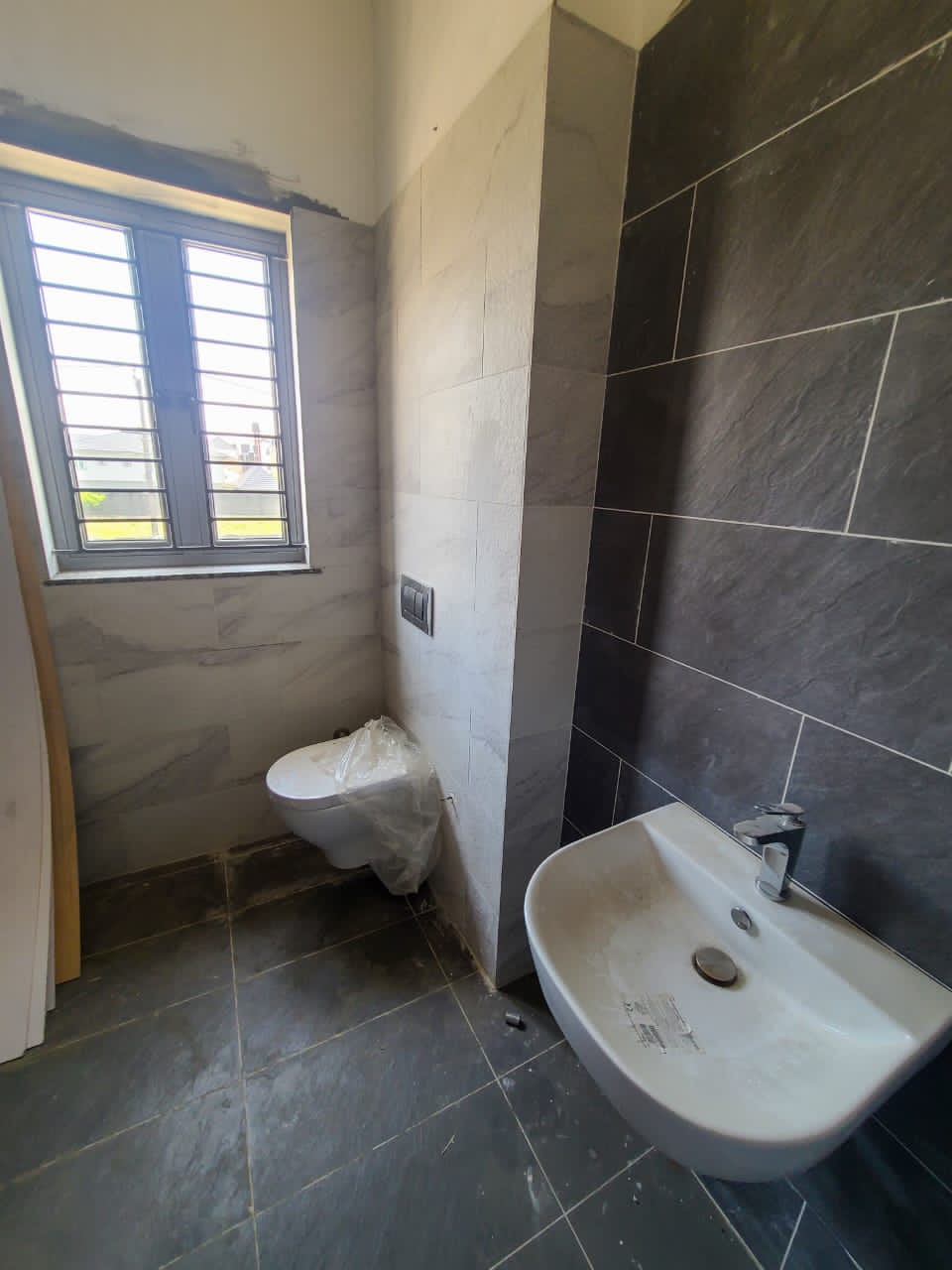 4 bedroom semi detached duplex with BQ