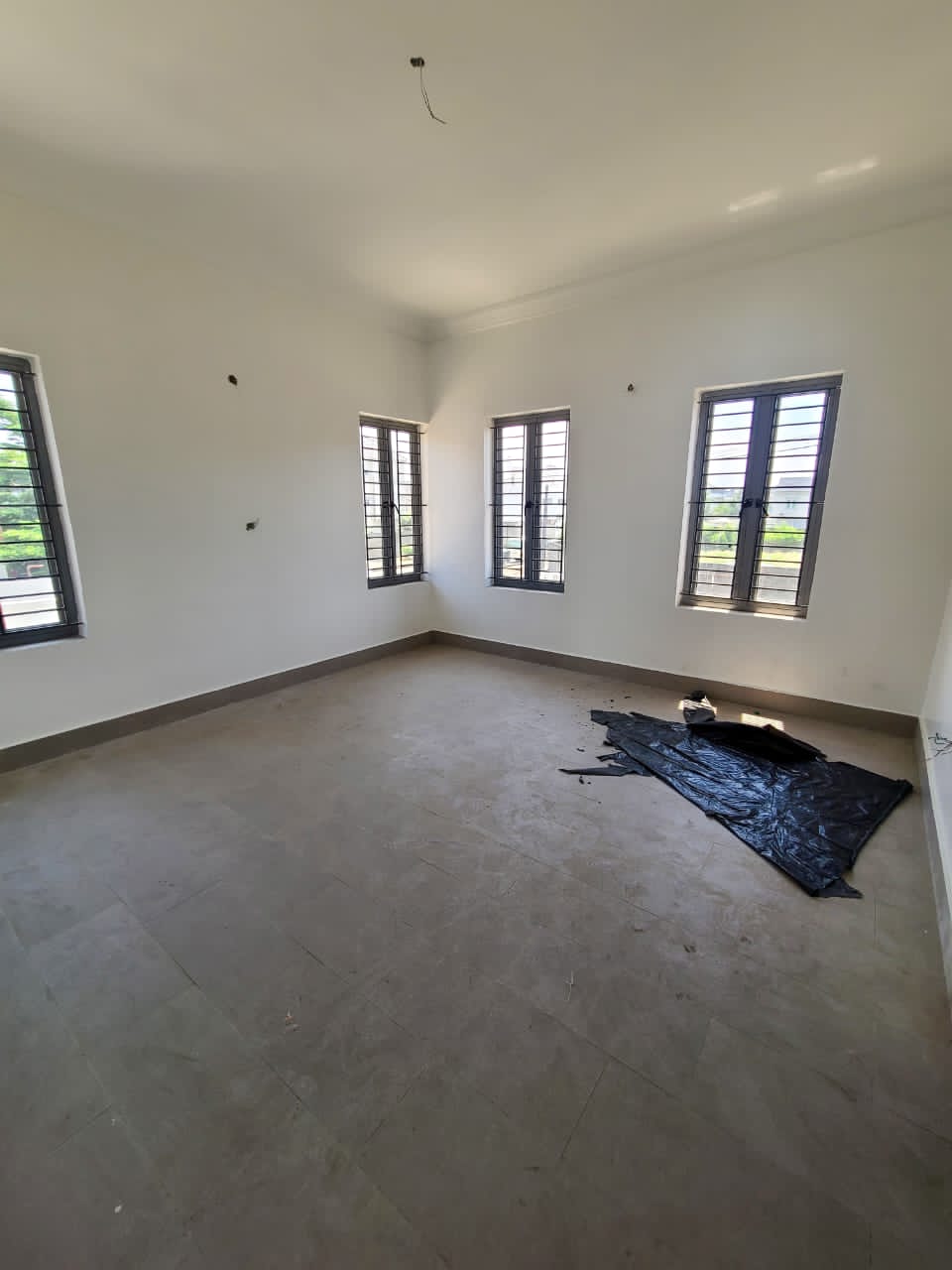 4 bedroom semi detached duplex with BQ