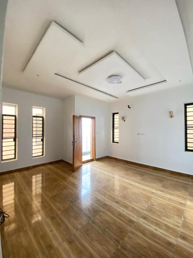 4 bedroom semi detached duplex with BQ