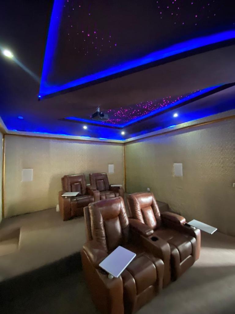 5 bedroom detached duplex with BQ