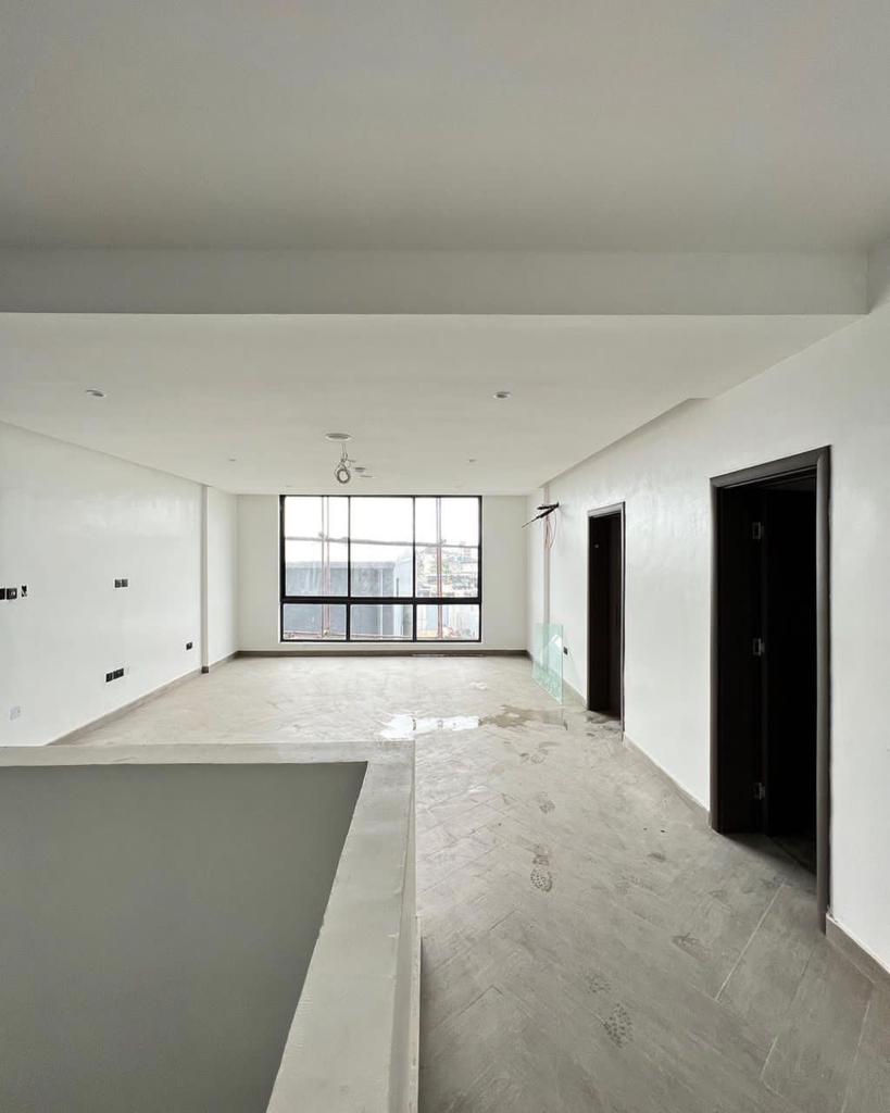 4 bedroom maisonette with BQ