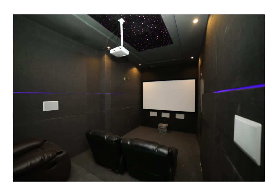 5 bedroom detached duplex with BQ