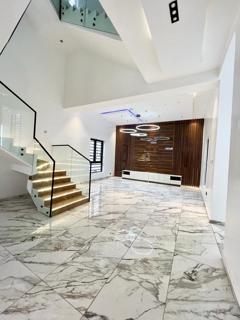 4 bedroom semi detached duplex with BQ