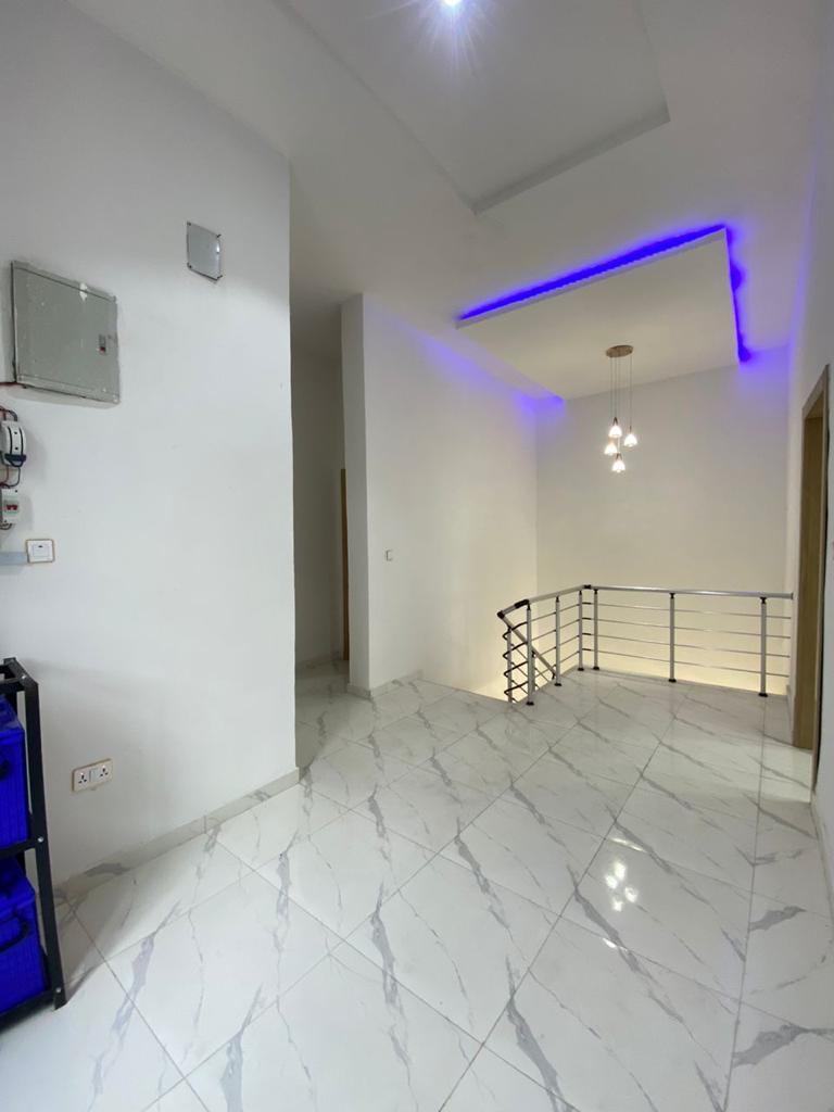 4 bedroom semi detached duplex with BQ