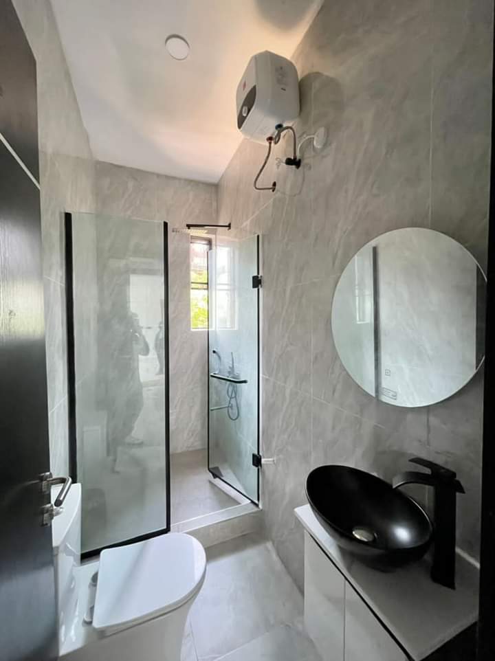 Luxurious Lekki Apartment*  Spacious 2 Bedroom Apartment for Sale!! .